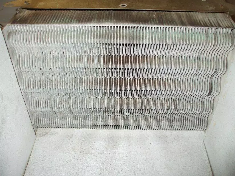 zanieczyszczony kociol gazowy