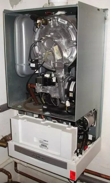 piec Vitopend 200 od środka